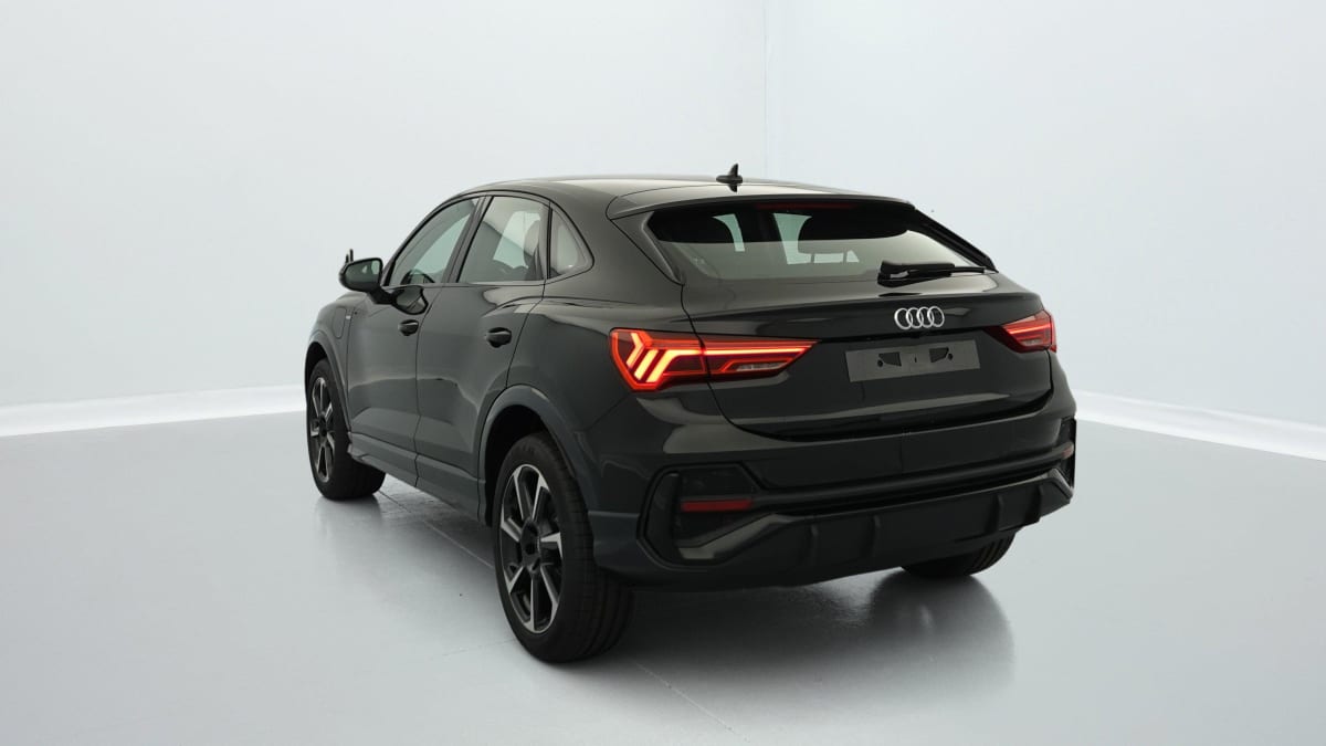 AUDI Q3 SPORTBACK 45 TFSIe 245 ch S tronic 6 S line