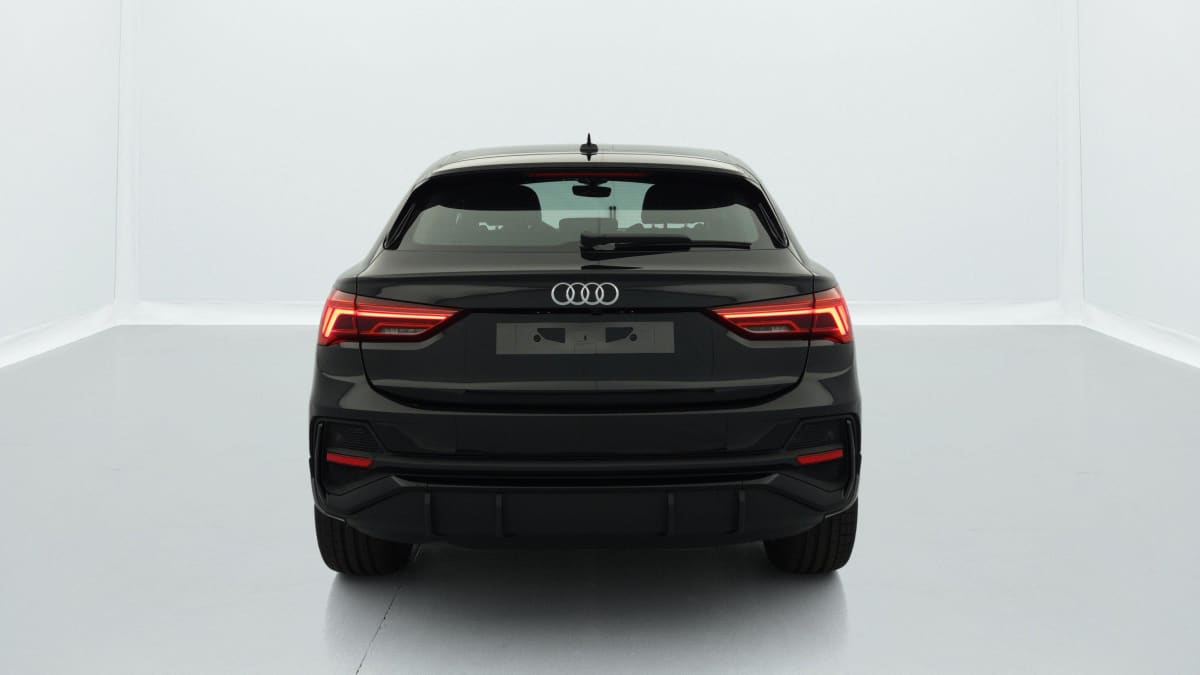 AUDI Q3 SPORTBACK 45 TFSIe 245 ch S tronic 6 S line