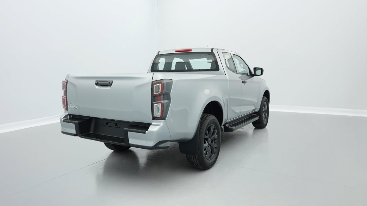 ISUZU D-MAX 1.9 4X4 SPACE CAB N60 FF MT M23