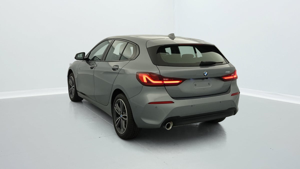 BMW Série 1 (F40) : Modèles, caractéristiques techniques et prix