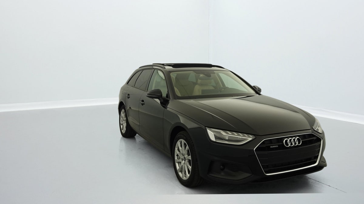 AUDI A4 AVANT 40 TDI 204 S tronic 7 Quattro Design