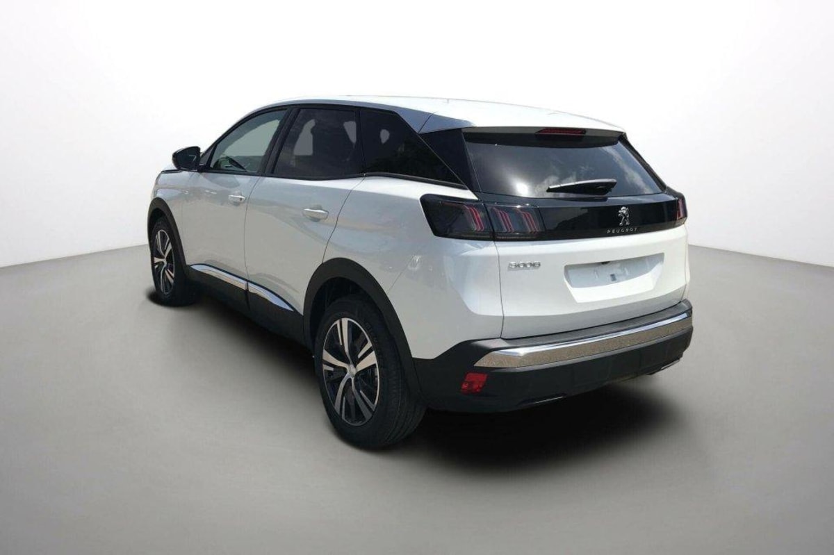 PEUGEOT 3008 PureTech 130ch S S BVM6 Allure Pack