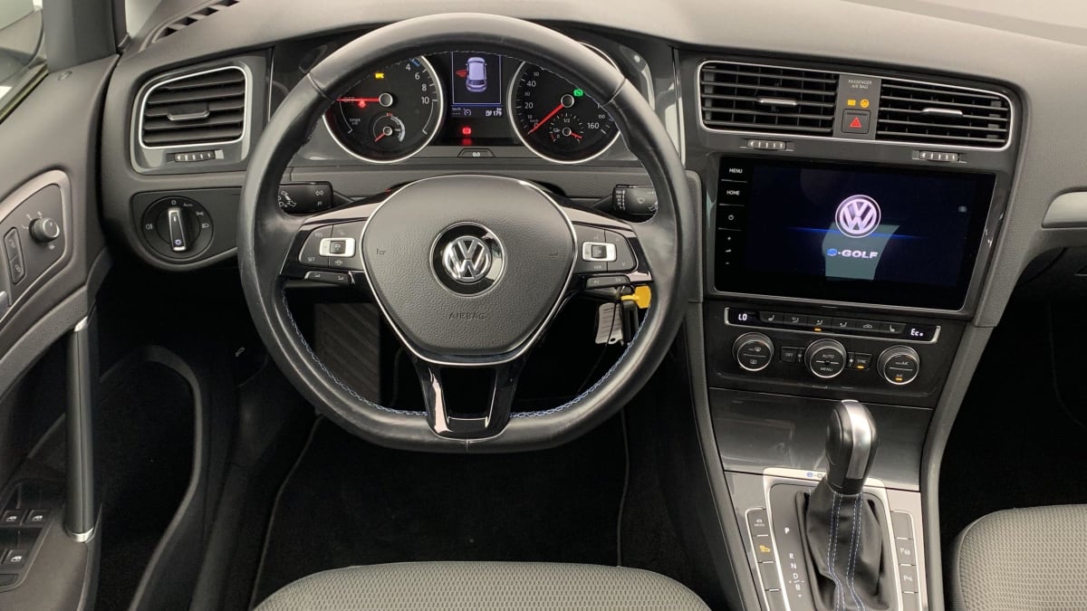 VOLKSWAGEN E-GOLF 136 Electrique