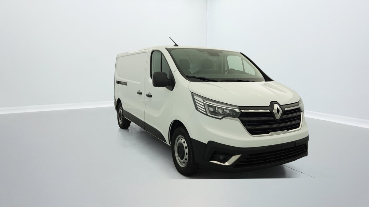 RENAULT TRAFIC L2H1 3000 KG BLUE DCI 150 CONFORT