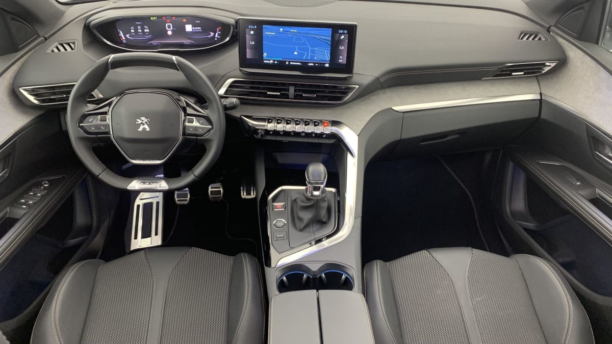 PEUGEOT 5008 PureTech 130ch S S BVM6 GT