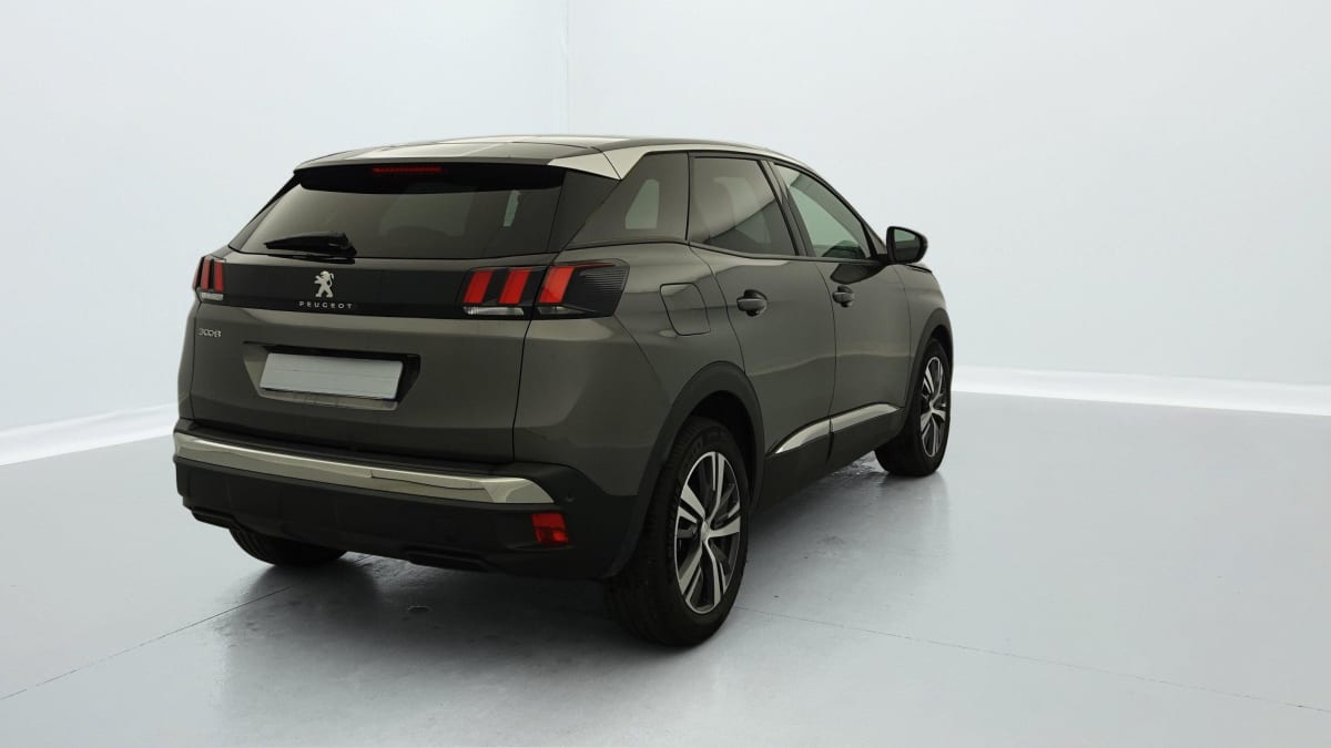 PEUGEOT 3008 PureTech 130ch S S BVM6 Allure Pack