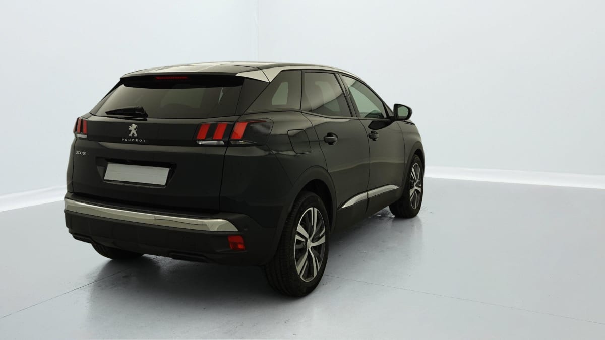 PEUGEOT 3008 PureTech 130ch S S BVM6 Allure Pack