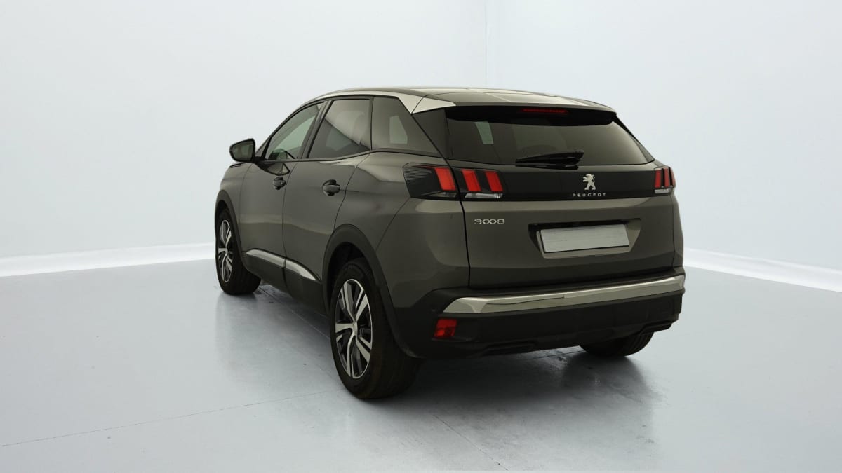 PEUGEOT 3008 PureTech 130ch S S BVM6 Allure Pack