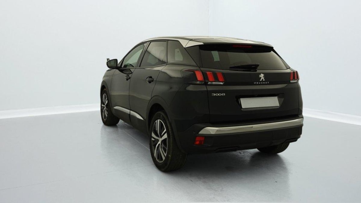 PEUGEOT 3008 PureTech 130ch S S BVM6 Allure Pack