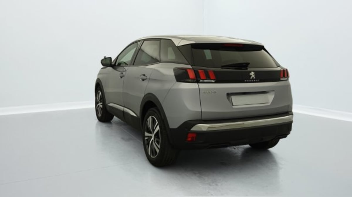 PEUGEOT 3008 PureTech 130ch S S BVM6 Allure Pack