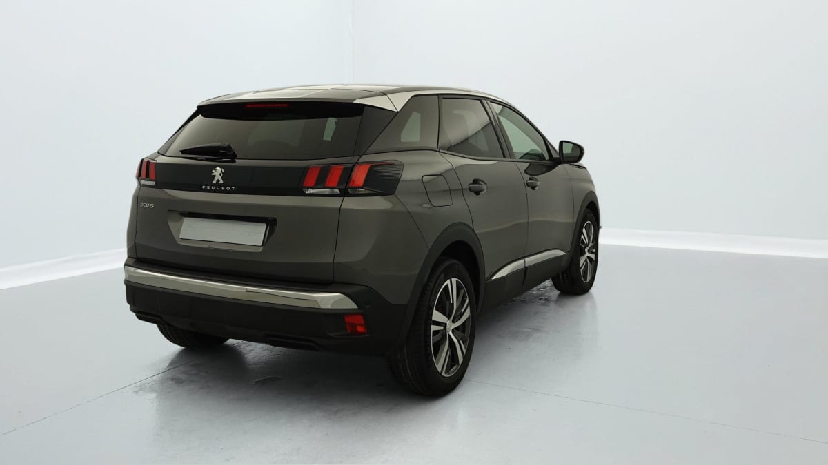 PEUGEOT 3008 PureTech 130ch S S BVM6 Allure Pack