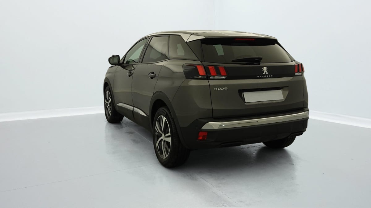 PEUGEOT 3008 PureTech 130ch S S BVM6 Allure Pack