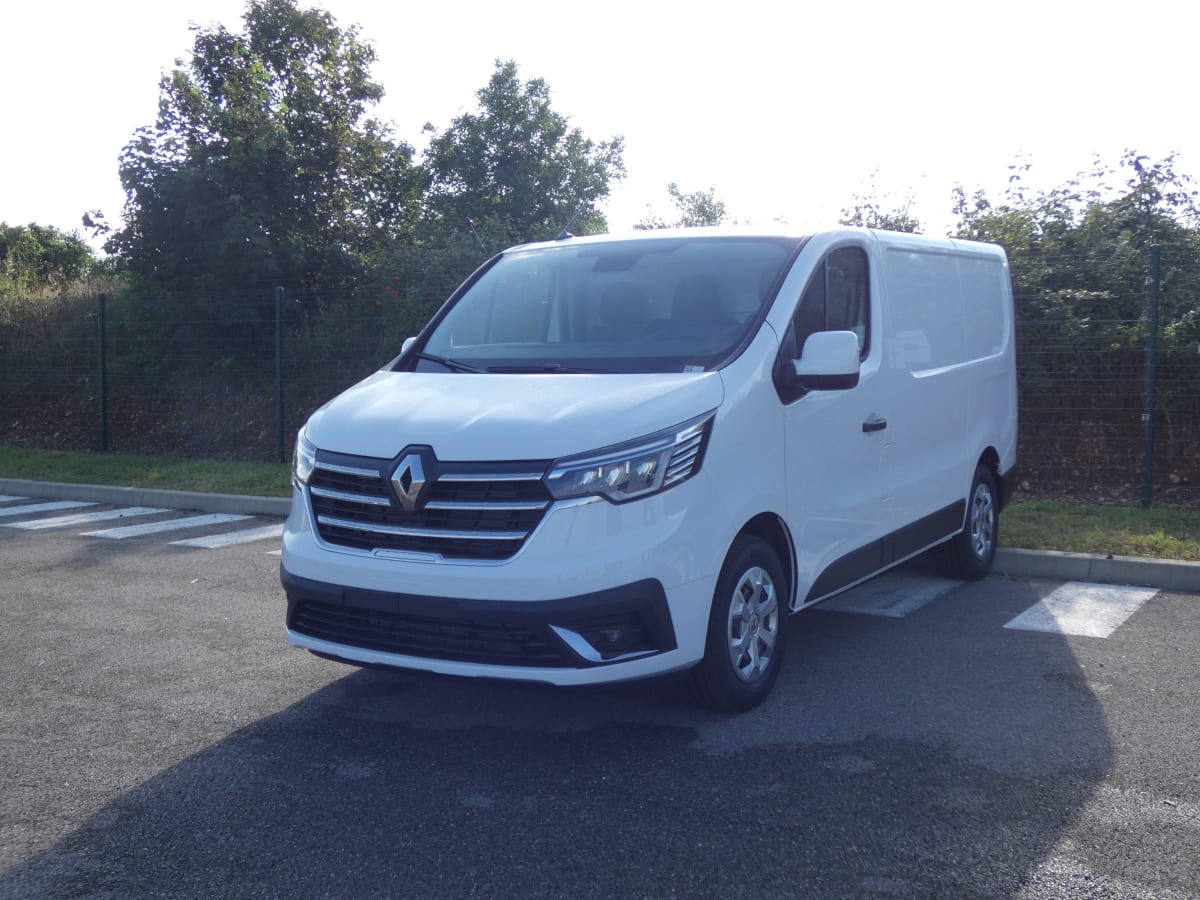 RENAULT TRAFIC TRAFIC FGN L1H1 3000 KG BLUE DCI 150 EDC GRAND CONFORT