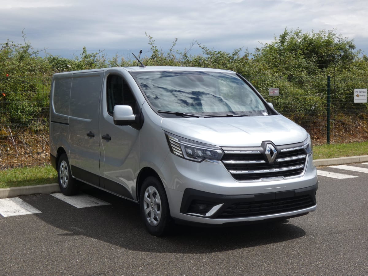 RENAULT TRAFIC TRAFIC FGN L1H1 3000 KG BLUE DCI 150 EDC GRAND CONFORT