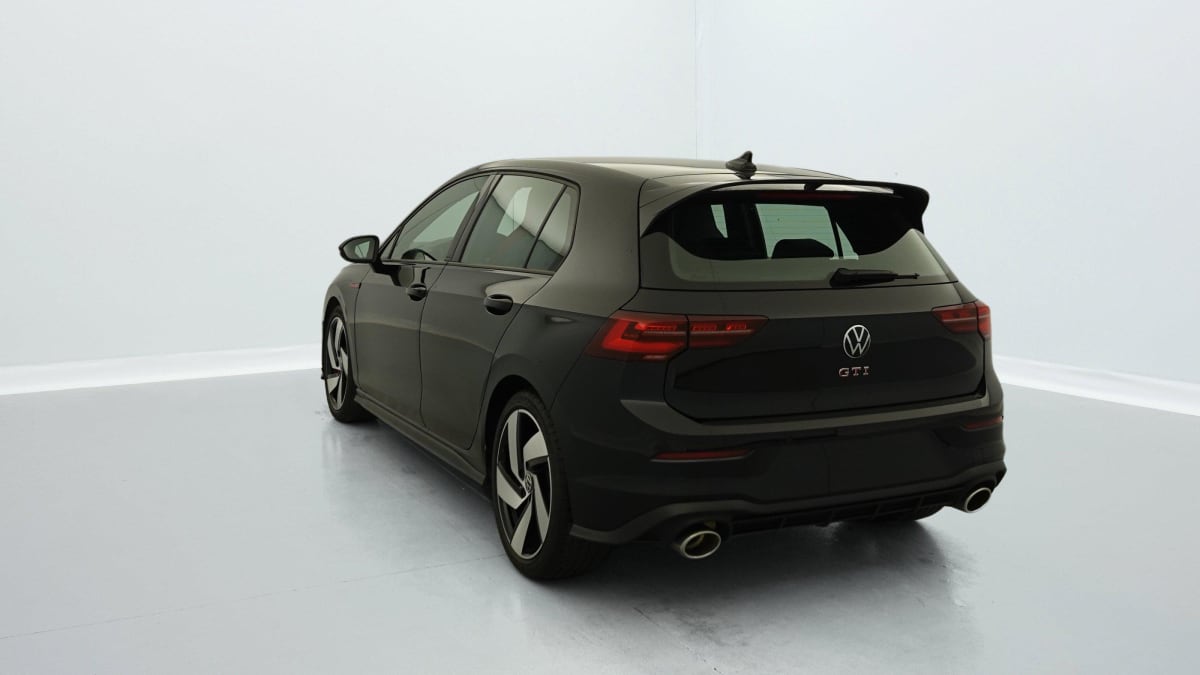 VOLKSWAGEN GOLF 8 2.0 TSI 300 DSG7 GTI CLUBSPORT