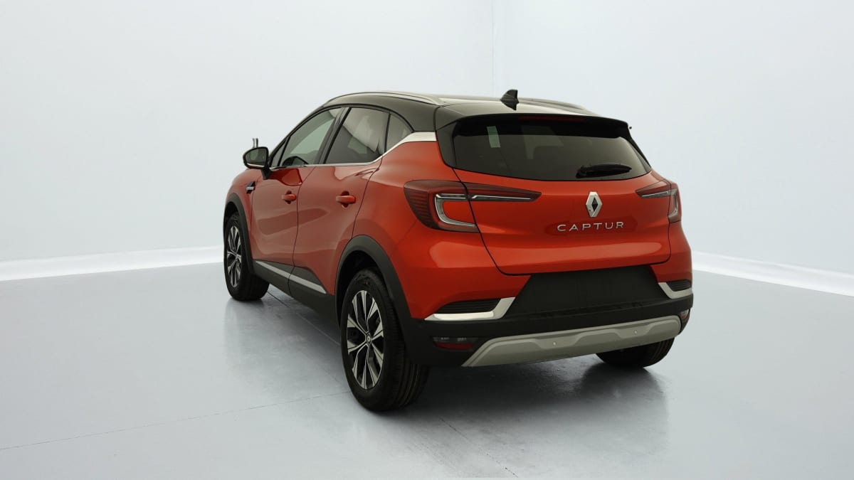 RENAULT CAPTUR TCe 90 Techno