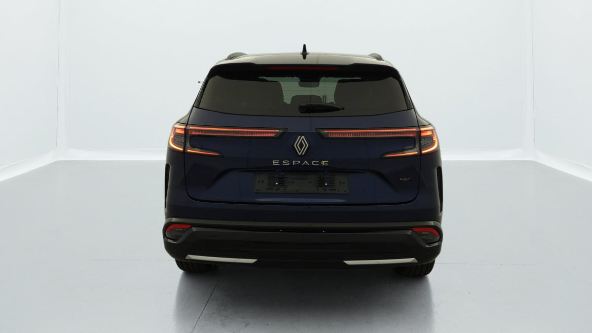 RENAULT ESPACE VI E-TECH HYBRID 200 ICONIC