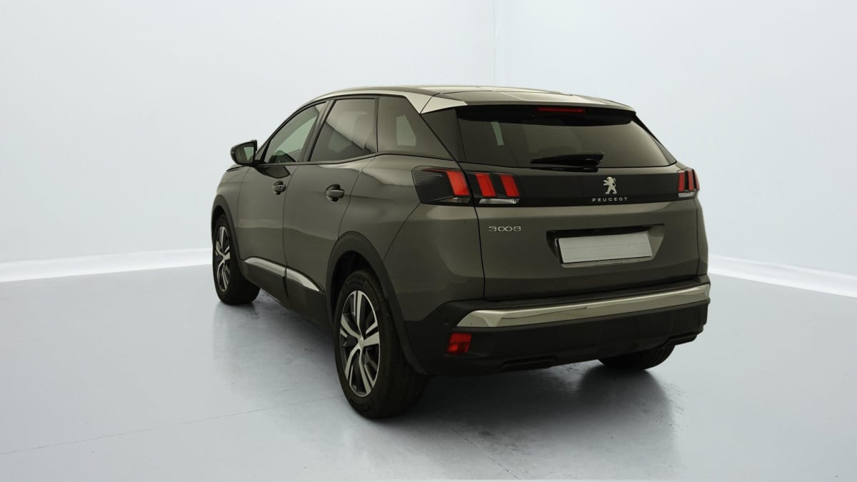 PEUGEOT 3008 PureTech 130ch S S BVM6 Allure Pack