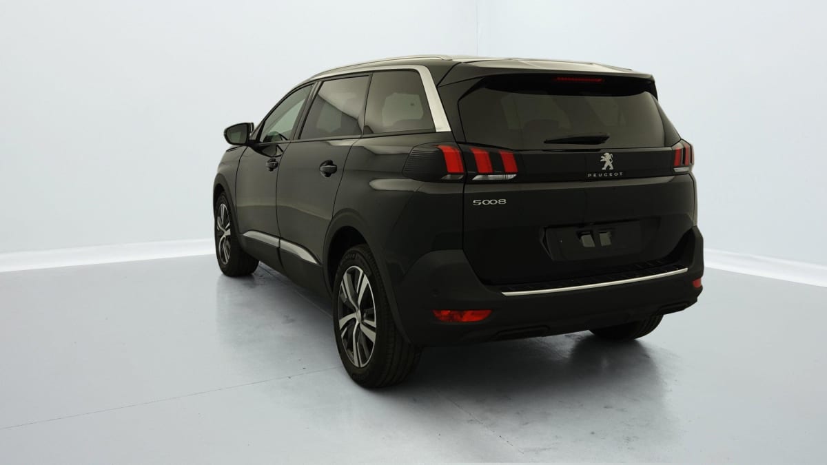 PEUGEOT 5008 PureTech 130ch S S BVM6 Allure Pack