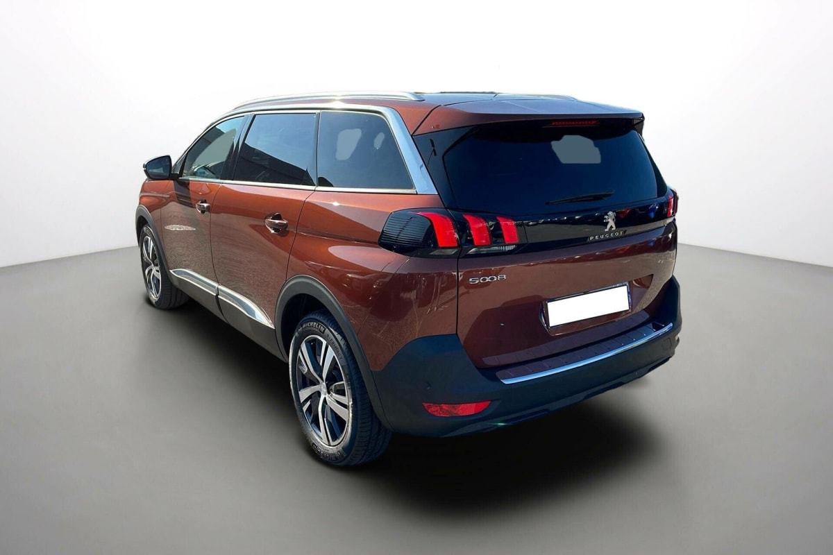 PEUGEOT 5008 PureTech 130ch S S EAT8 Allure Pack