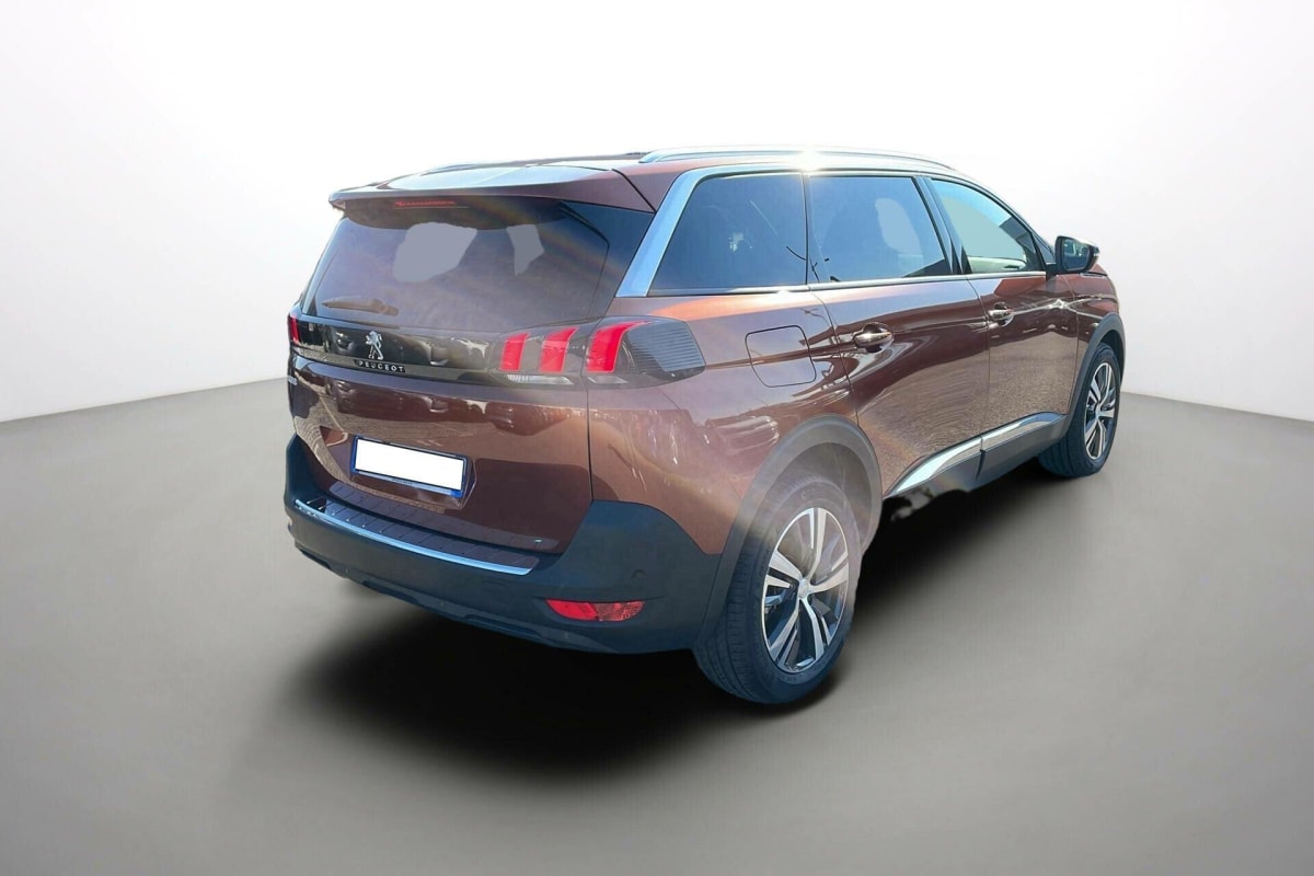 PEUGEOT 5008 PureTech 130ch S S EAT8 Allure Pack