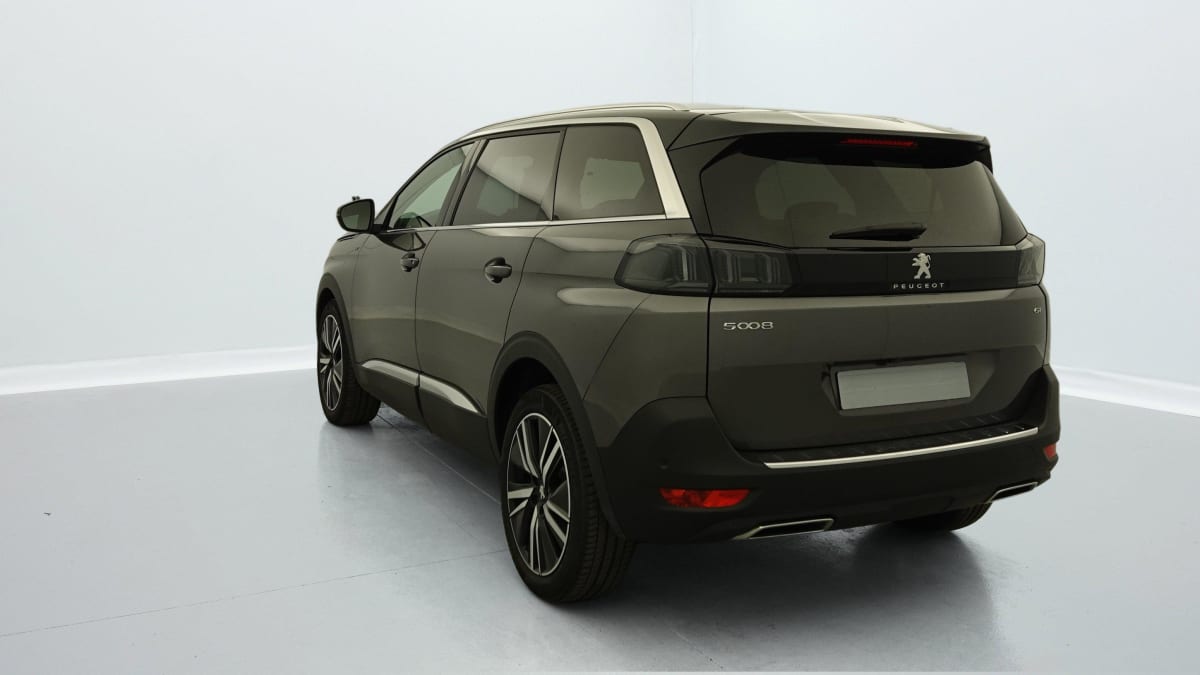 PEUGEOT 5008 PureTech 130ch S S BVM6 GT