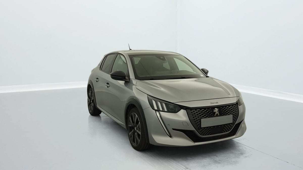 PEUGEOT 208 PureTech 100 S S EAT8 GT