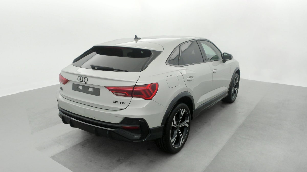 AUDI Q3 SPORTBACK 35 TDI 150 ch S tronic 7 S line