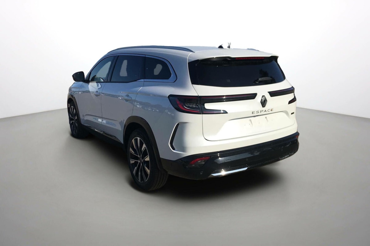 RENAULT ESPACE VI E-TECH HYBRID 200 TECHNO