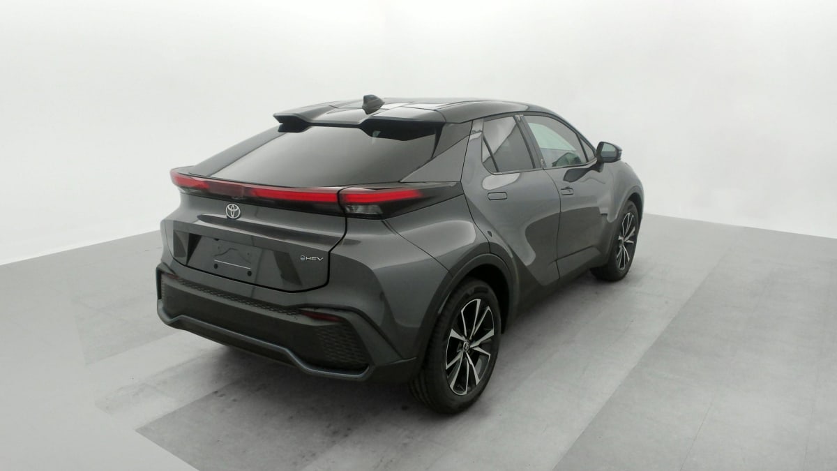 TOYOTA C-HR Hybride 200 Design