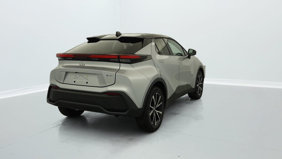 TOYOTA C-HR Hybride 200 Design