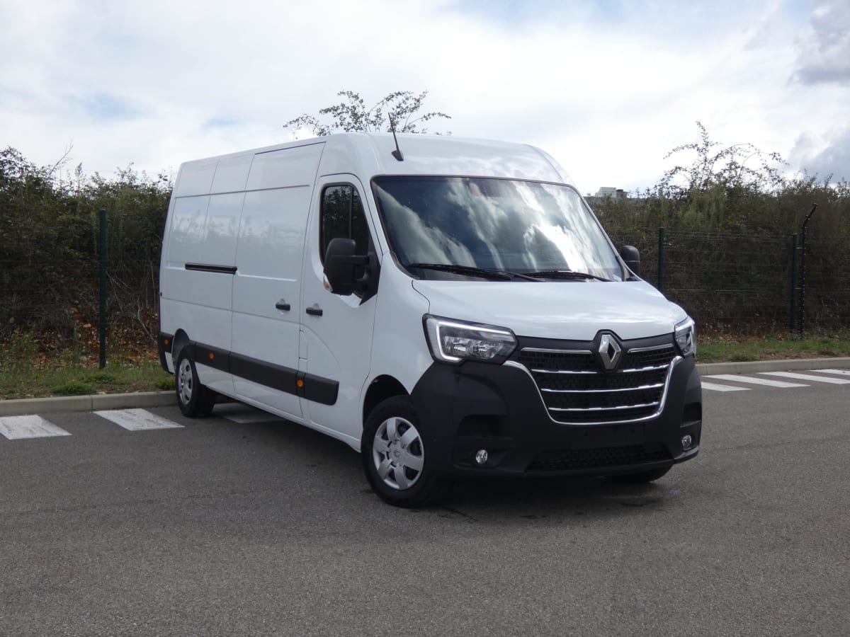 RENAULT MASTER TRAC F3500 L3H2 BLUE DCI 180 BVR GRAND CONFORT