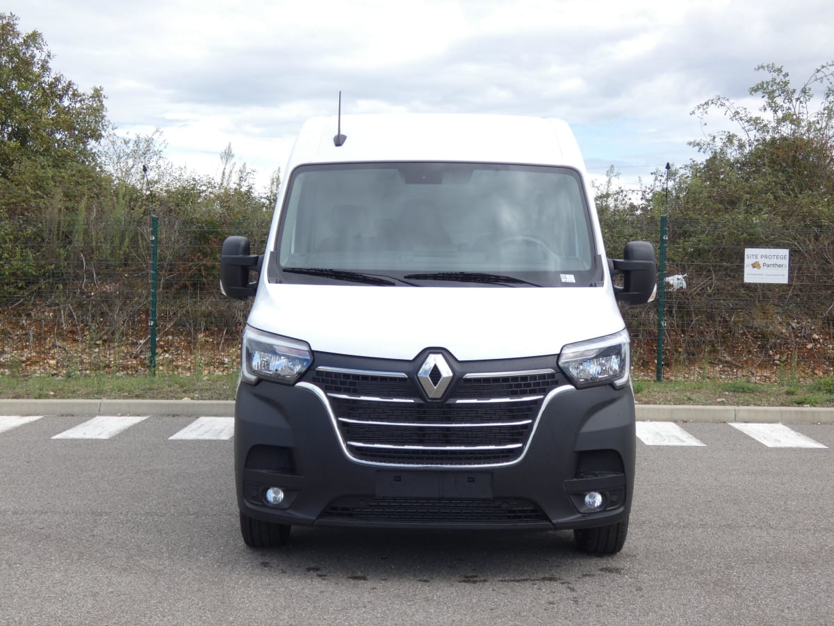 RENAULT MASTER TRAC F3500 L3H2 BLUE DCI 180 BVR GRAND CONFORT