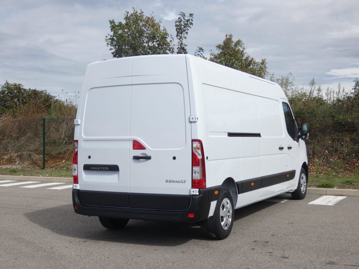 RENAULT MASTER TRAC F3500 L3H2 BLUE DCI 180 BVR GRAND CONFORT