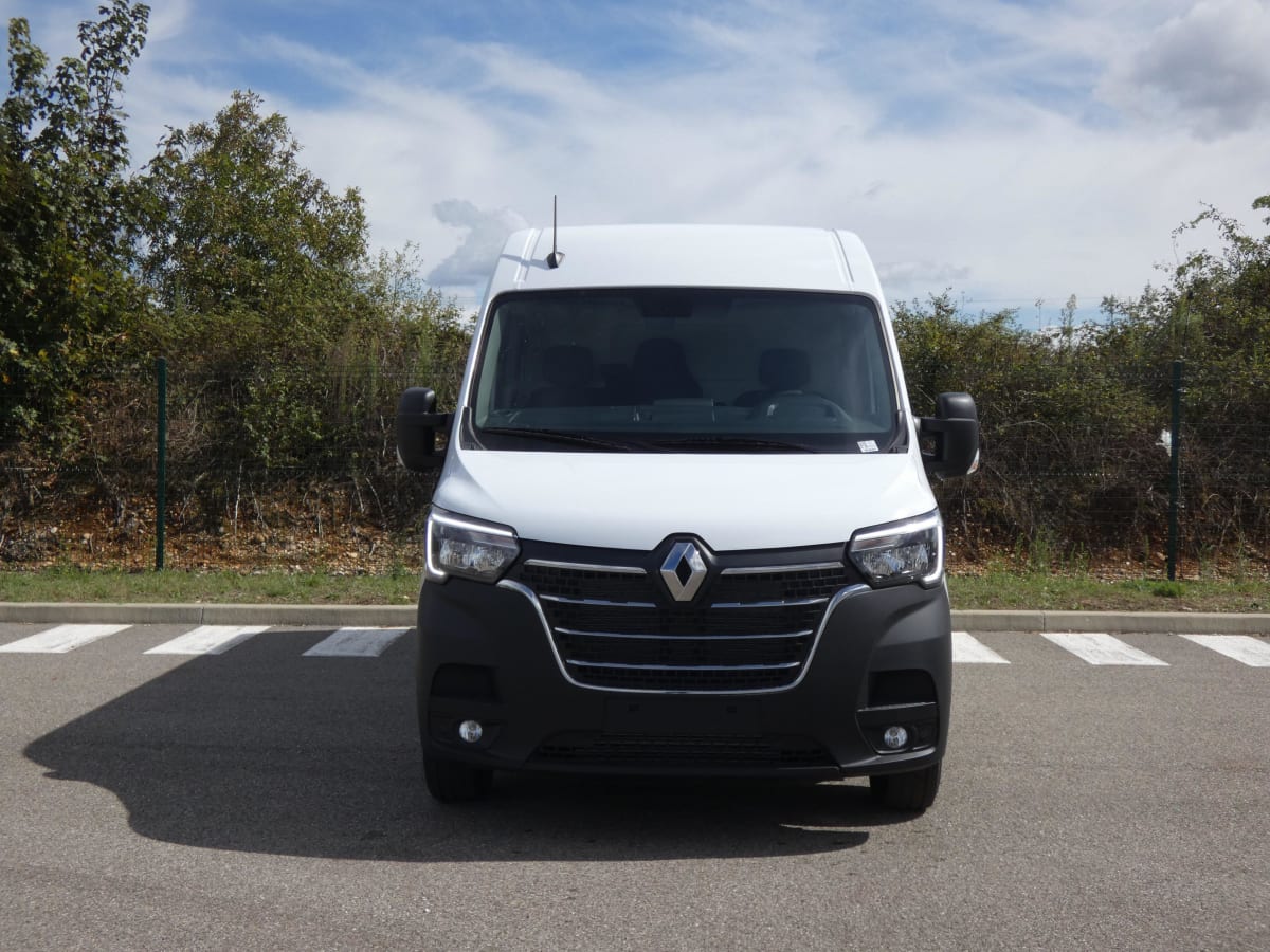 RENAULT MASTER TRAC F3500 L3H2 BLUE DCI 180 BVR GRAND CONFORT