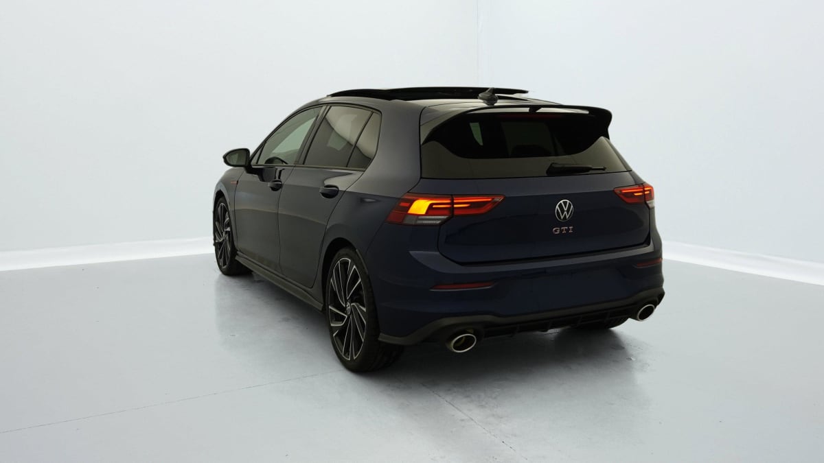 VOLKSWAGEN GOLF 8 2.0 TSI 300 DSG7 GTI CLUBSPORT