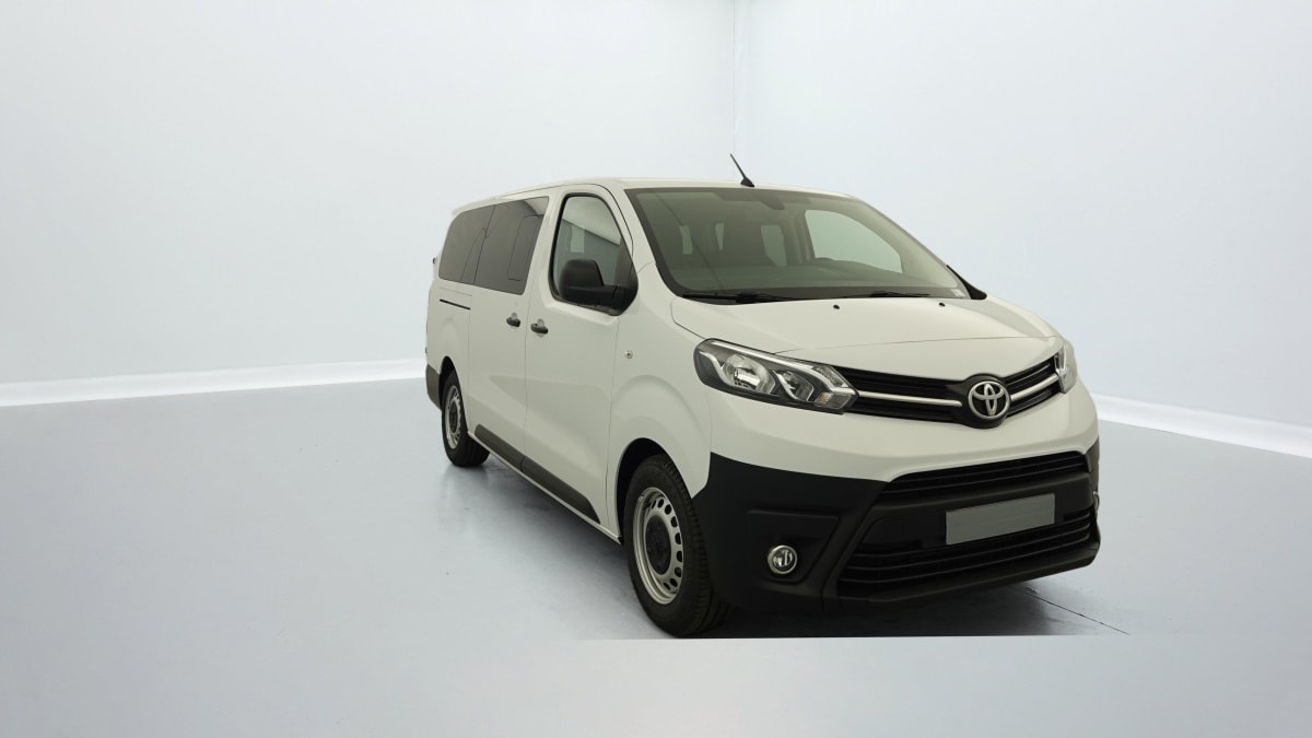 TOYOTA Proace Combi RC23 PROACE VERSO LONG 2.0L 140 D-4D DYNAMIC