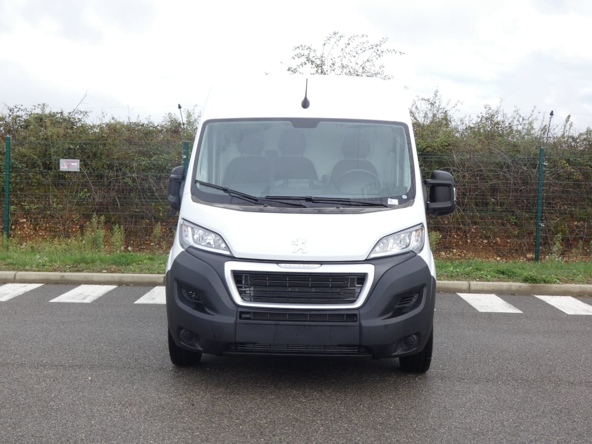 PEUGEOT BOXER TOLE 3.3 T L2H2 BLUEHDI 120 S S BVM6