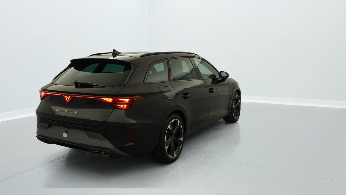 CUPRA LEON SPORTSTOURER  1.5 ETSI HYBRID 150 CH DSG7 V