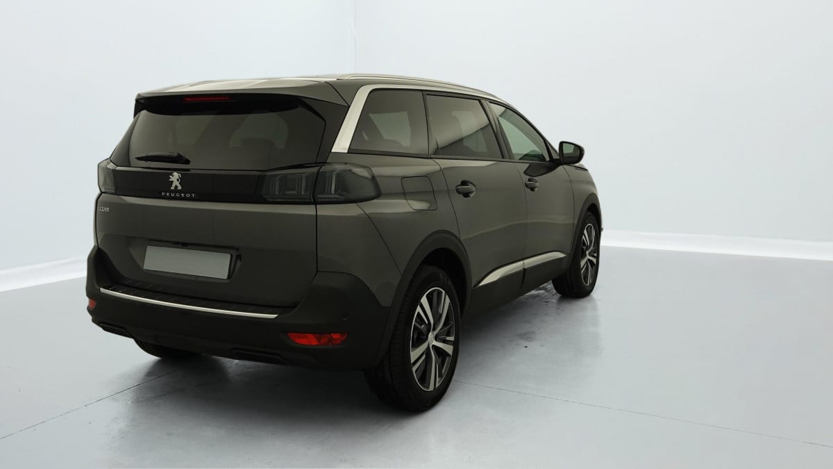 PEUGEOT 5008 BlueHDi 130ch S S EAT8 Allure Pack