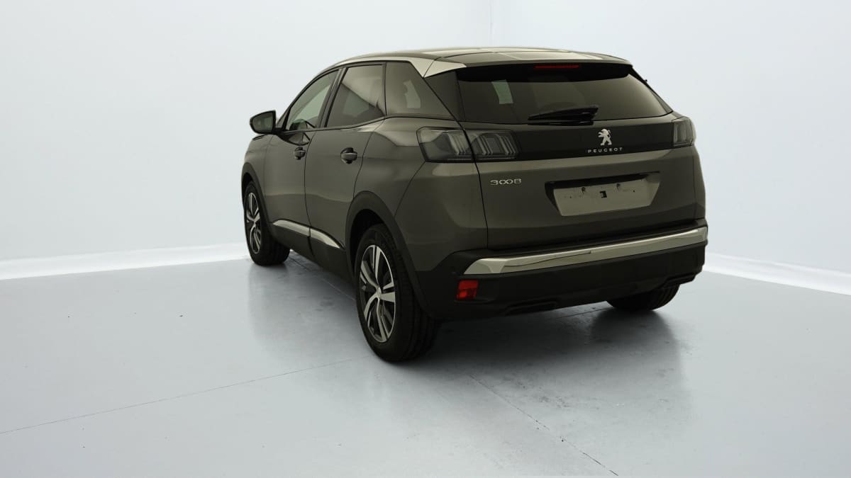 PEUGEOT 3008 Hybrid 136 e-DCS6 Allure Pack