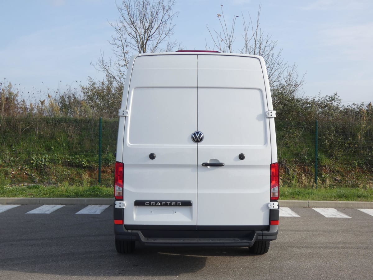 VOLKSWAGEN CRAFTER VAN  35 L4H3 2.0 TDI 140 CH BUSINESS