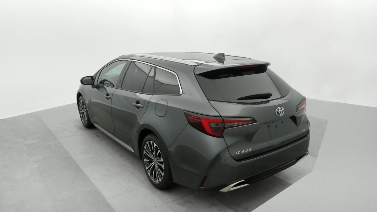 TOYOTA Corolla Touring Sports Hybride 196ch Design