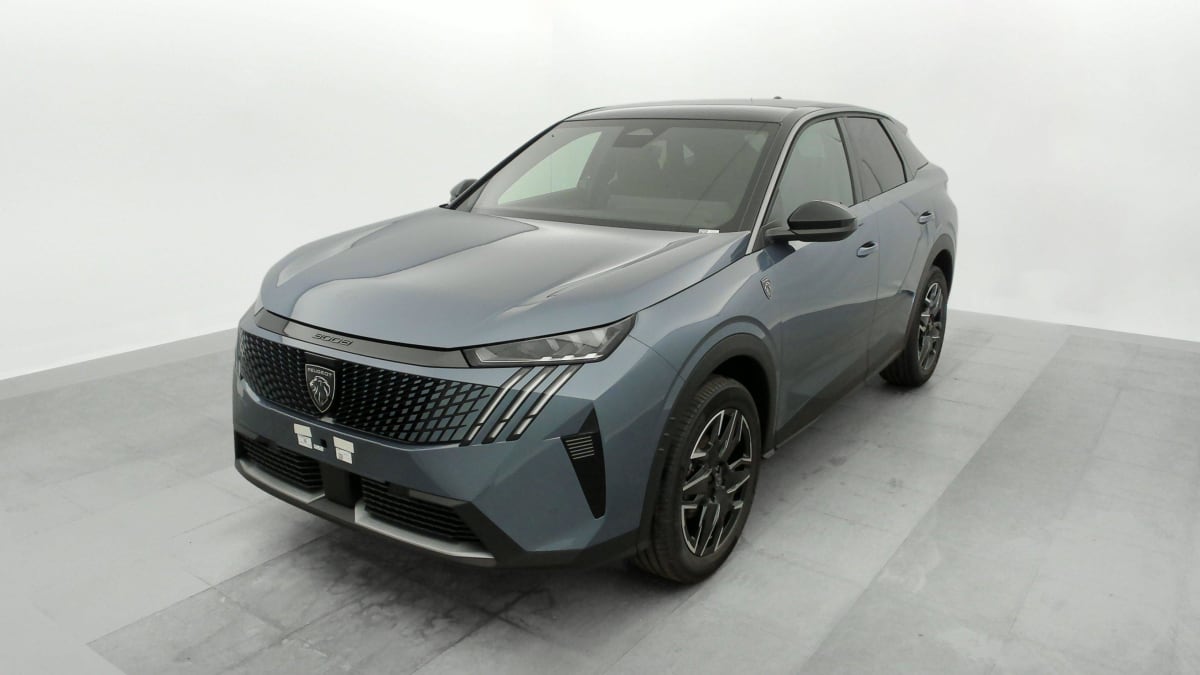 PEUGEOT 3008  HYBRID 136 E-DCS6 GT