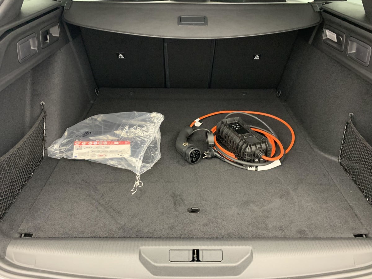 PEUGEOT 308 SW PHEV 180 e-EAT8 Active Pack