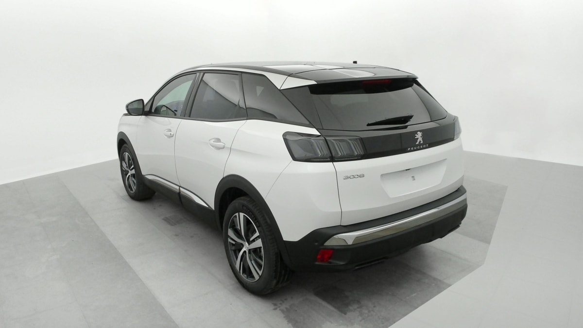 PEUGEOT 3008 PureTech 130ch S S EAT8 Allure Pack