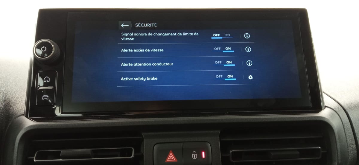 OPEL COMBO CABINE APPROFONDIE CA M BLUEHDI 100 S S BVM6 + Pack vitrage complet + Apple CarPlay + Android auto