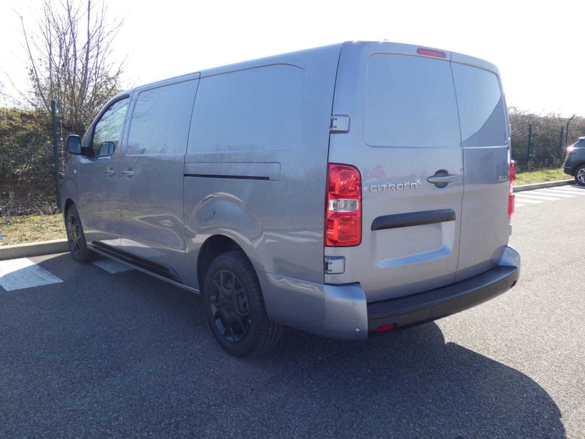 CITROEN Jumpy Fourgon Nouveau XL BLUEHDI 180 S S EAT8 + Pack connectivité + Caméra + Pack look