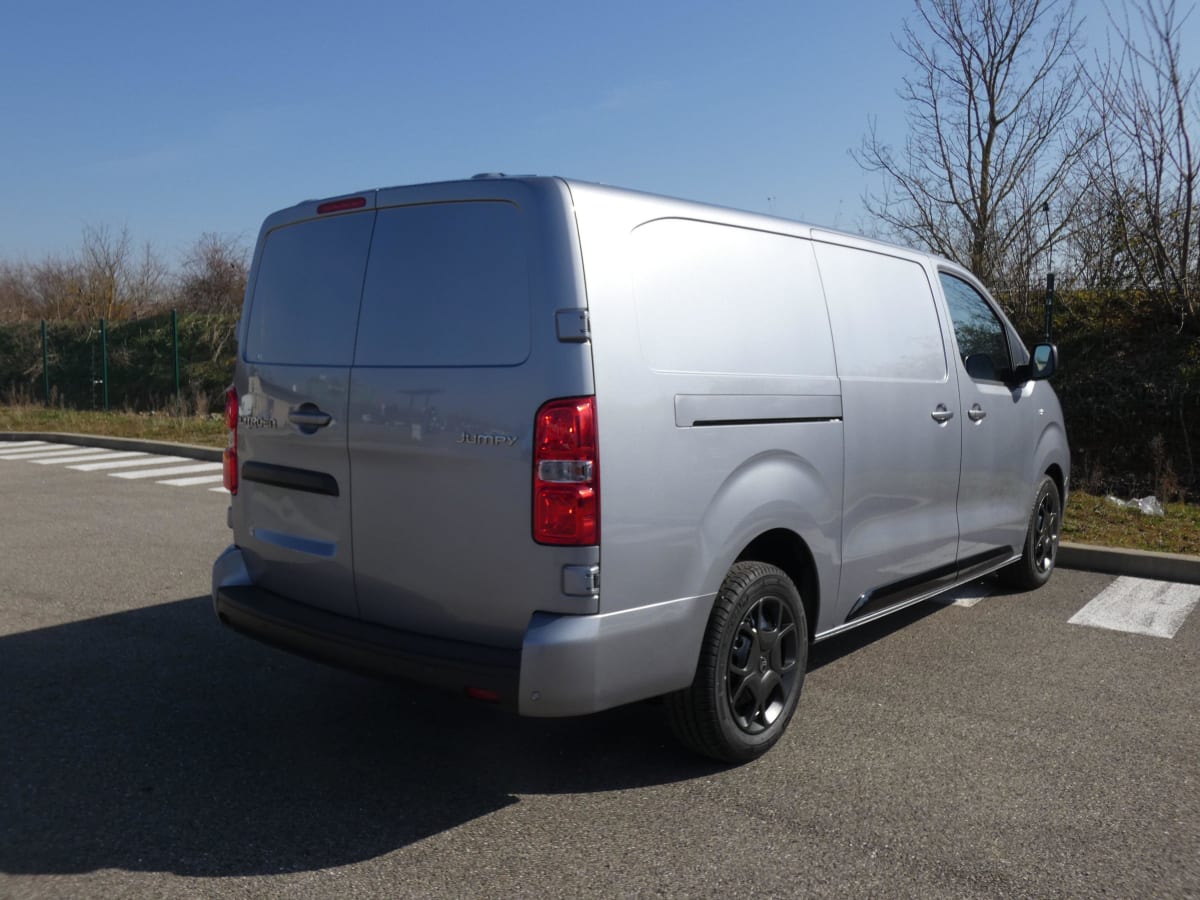 CITROEN Jumpy Fourgon Nouveau XL BLUEHDI 180 S S EAT8 + Pack connectivité + Caméra + Pack look