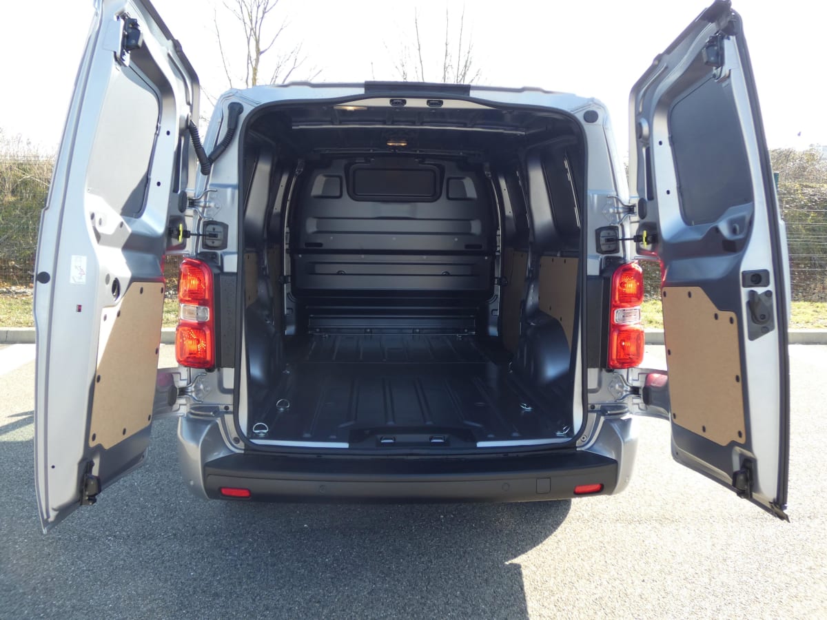 CITROEN Jumpy Fourgon Nouveau XL BLUEHDI 180 S S EAT8 + Pack connectivité + Caméra + Pack look